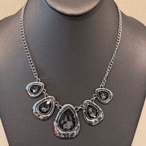 Stunning Silver and Black Teardrop Necklace